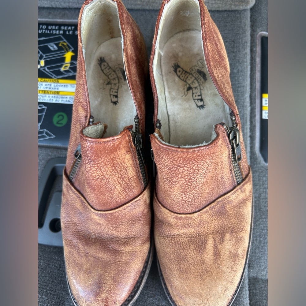 Freebird by Steven Men’s Brown Leather Slip-On Shoes size 8